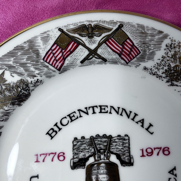 VINTAGE 1976 VILETTA U S BICENTENNIAL 1776 - 1976 PLATE United States of America - Picture 3 of 11